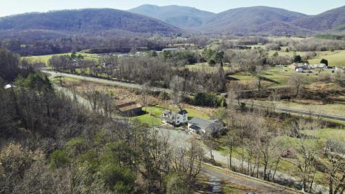Afton House | Afton Clubhouse