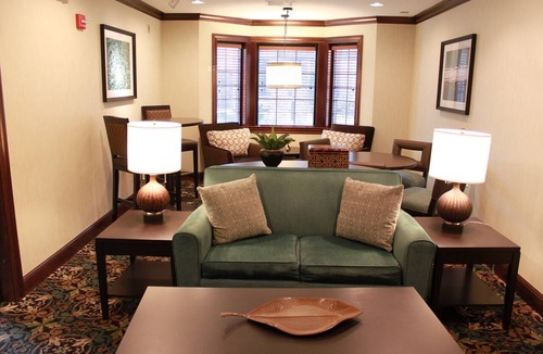 Indianapolis Apartment | Air-Conditioned Studio | Free Breakfast, Pool Access + Business Center On-Site