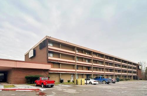 Memphis Hotel | Airport Inn Memphis Near Graceland By Hotel O