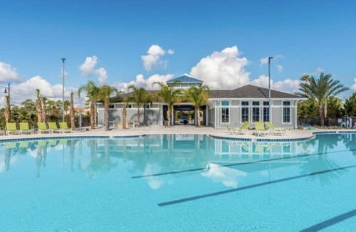 Ono Island Villa | Airy townhouse with pool hot tub central AC & washerdryer - dog-friendly