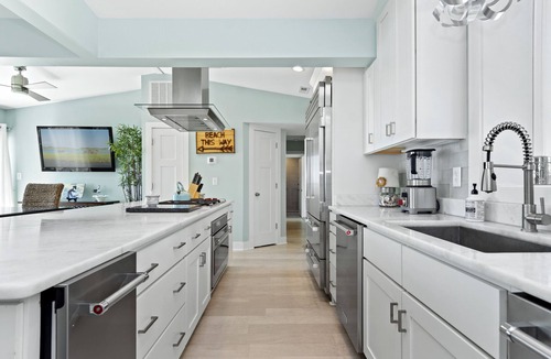 Indian Beach House | All About Bubbles | Luxury Oceanfront 6BR w/Pool, Hot Tub, Tiki Hut & Beach Ser