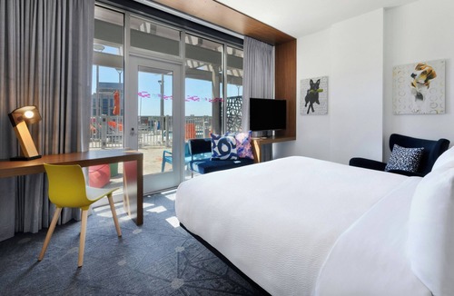 Greenville Downtown Hotel | Aloft by Marriott Greenville Downtown