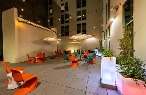 Yamacraw Village Hotel | Aloft by Marriott Savannah Downtown Historic District