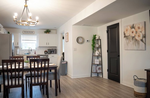 Jeffersonville House | Amazing 2 units house mins to Louisville!