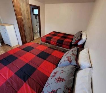 Wellston House | Amazing Cottage with Fire Pit and Fishing in Wellston, Michigan