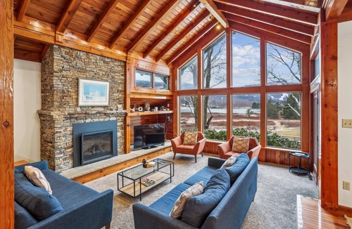 Timberline House | Amazing house in an incredible location provides great views and lake access!