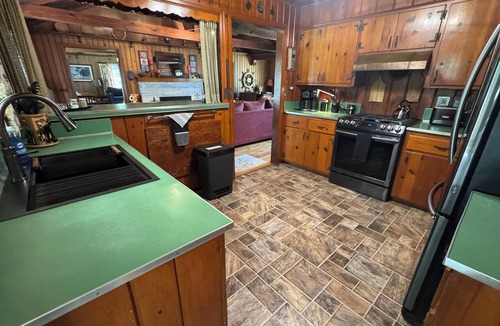 Washington Island House | Amazing Sunsets 280 Ft. Shore 2.5 Acres Great Cottage!