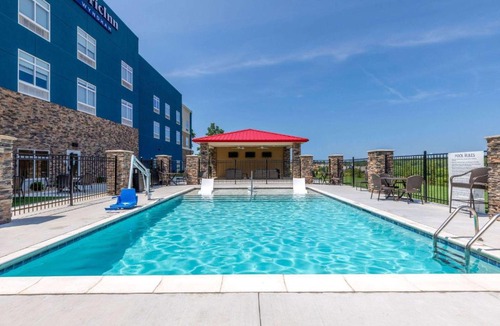 Mountain Home Hotel | AmericInn by Wyndham Mountain Home