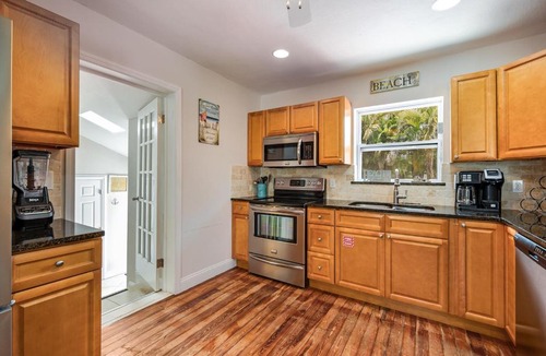 Hills T P Apartment | Anchors Away