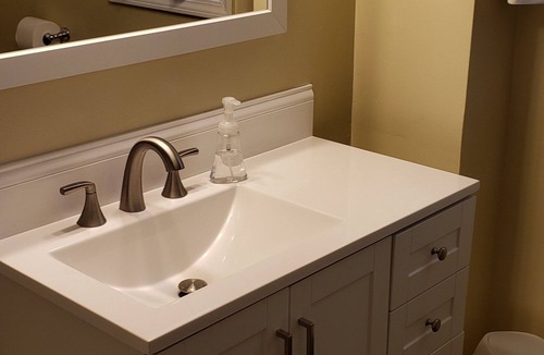 Ludington Apartment | Apartment close to beach, marina, downtown shops and restaurants