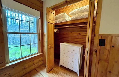 Stanton Cabin | Appalachian Lookout RRG | Hot Tub | Wifi