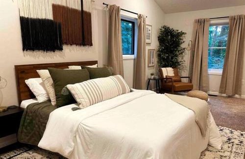 Linden Ski Chalet | Apple Mountain Retreat at Shenandoah National Park