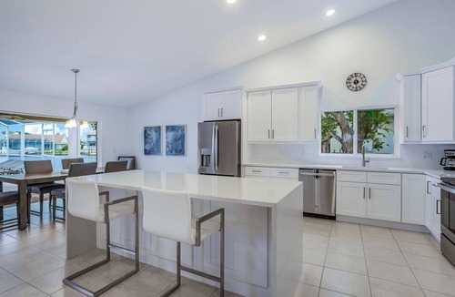Pelican House | AQUA VISTA - amazing waterviews with direct access, heatable pool, 4 bedrooms