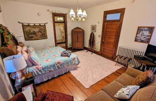 Arcadia Bed & Breakfast | Arcadia Academy