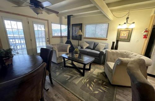 Mount Ida House | Arkansas Rest and Relaxation In Nature in this Lake Ouachita Rental