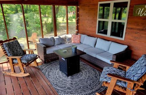 Calico Rock House | Arkansas River Paradise: Cabin with Large Deck Overlooking Breathtaking Views