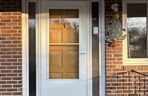 Johnson City House | Art filled retreat close to ETSU, hospitals, NASCAR, Winged Deer Park #1