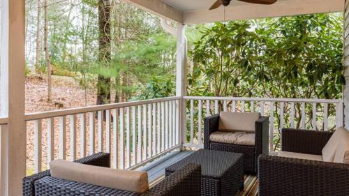 Fairview House | Asheville Cottage Retreat by AvantStay