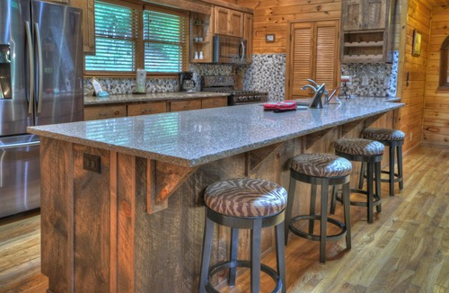 Williamstown Cabin | At Water's Edge | Hot Tub | Fish From Cabin | Secluded