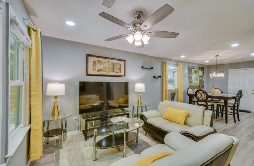 Athens House | Athens Home w/Deck - Near Sanford Stadium!