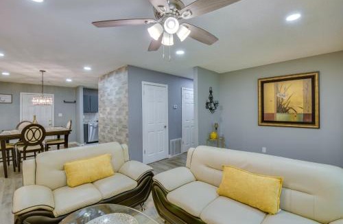 Athens House | Athens Home w/Deck - Near Sanford Stadium!