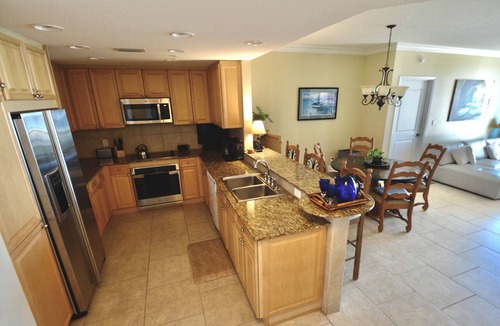 Pensacola Beach Condo | Aug Special: 5 nights just 980 plus resort fees!. Gulf view. Great reviews!