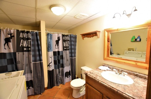 Sautee Nacoochee Cabin | Aunt B's Retreat · 2 Private Acres!