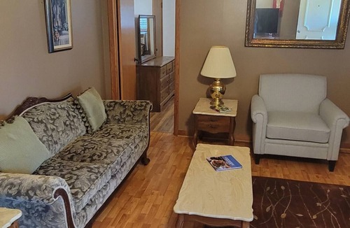 New Albany House | Aunt Mary's House