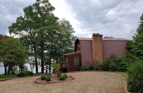 High Point House | Awesome Lake House with Natural Beach, Huge Dock, and Sunset Views. Sleeps 9