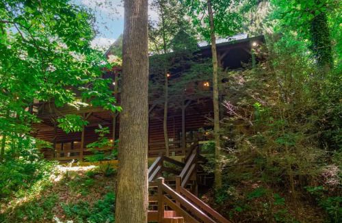 Foxfire Estates House | Babbling Brook