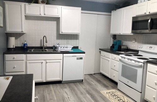 London House | Bab’s Hideaway country quiet with in town convenience