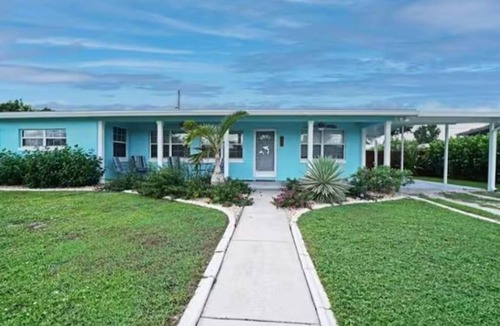 Edgewater House | Baby Blue!