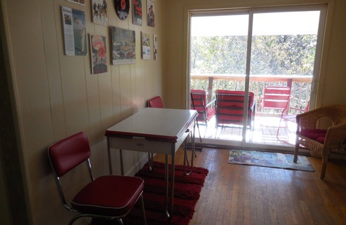 Princeton House | BACK TO THE 50'S GUEST HOUSE