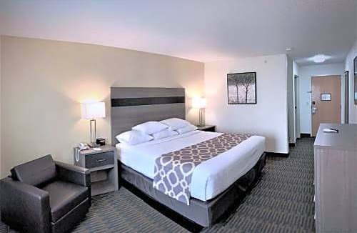 Paw Paw Hotel | Baymont by Wyndham Paw Paw