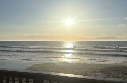 Garden City Condo | Beach Bliss: 3-Bed, 3-Bath Retreat at Garden City Beach, SC