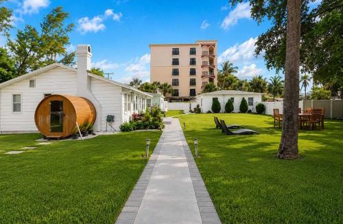 Lauderdale Beach House | Beach Bungalow Near Fort Lauderdale Beach & Las Olas
