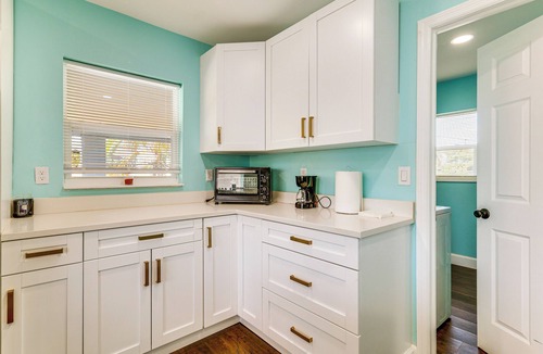Harlem Heights Cottage | Beach Days & Backyard Nights! Fort Myers Retreat