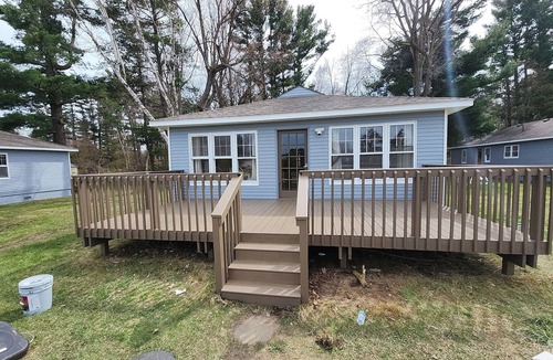 Lexington Cabin | Beach front Cottage #3 in Lexington with AC, shared Hot Tub & Pool on Lake Huron