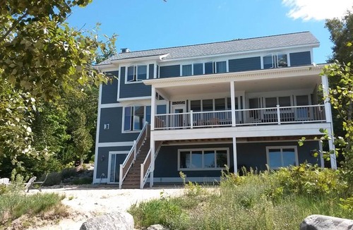 Lake Leelanau Cottage | Beach house on Lake Michigan~ Views Of Sleeping Bear Shoreline/Manitou Islands