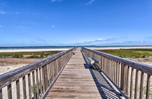 Palmetto Dunes House | Beach + Pool Access: Colorful Hilton Head Condo!