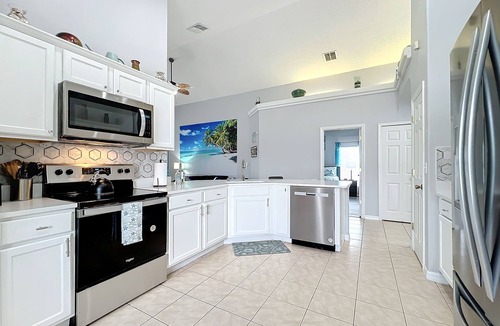 Four Corners House | Beach Themed Vacation Pool/Spa Home/Close To Disney