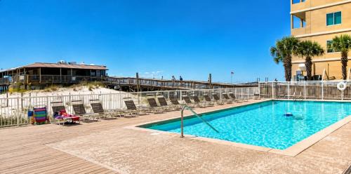 Gulf Shores House | Beachfront Condo Heated Pools Views Near Hangout