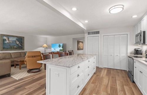 Sanibel Condo | Beachfront Condo on West Gulf Drive with Stunning Gulf Views