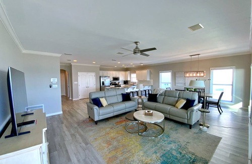 Morgantown House | Beachfront in Morgantown