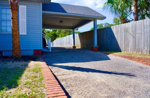 Downtown Myrtle Beach House | Beachside Cottage w/Ocean Views-Trailers Welcome