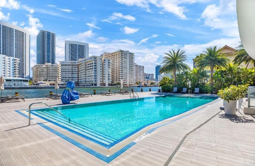 Hallandale Beach Apartment | BeachWalk Resort PH - DREAM-SKY MANSION 3DBR and 3BA LUXURY PENTHOUSE