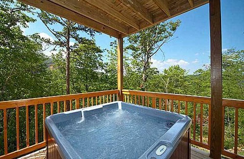Little Creek Falls Cabin | Bear Haven