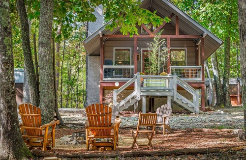 Mentone Cabin | Bearfoot Bungalow-family fun getaway
