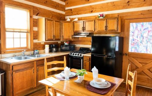 Pittman Center Ski Chalet | Bearfoot Bungalow- Tiny Cabin Getaway