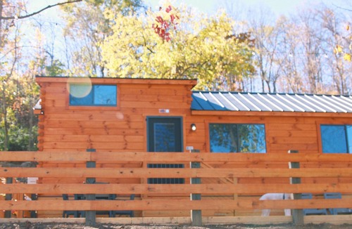 Ironton Cabin | Beau’s Bungalow at StoneCreek Farms | Sleeps 6